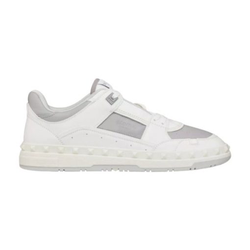 VALENTINO FREEDOTS LOW-TOP SNEAKER IN CALFSKIN   VN005