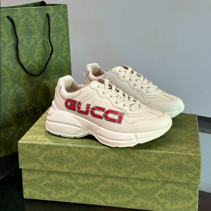 Gucci Ivory Leather Trainers In Neutrals Sneaker   GCC174