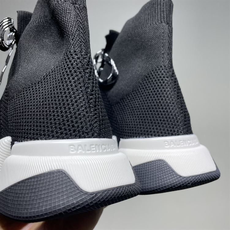 BALENCIAGA MEN S SPEED 2.0 LACE-UP RECYCLED KNIT SNEAKER IN BLACK/WHITE   BLA033