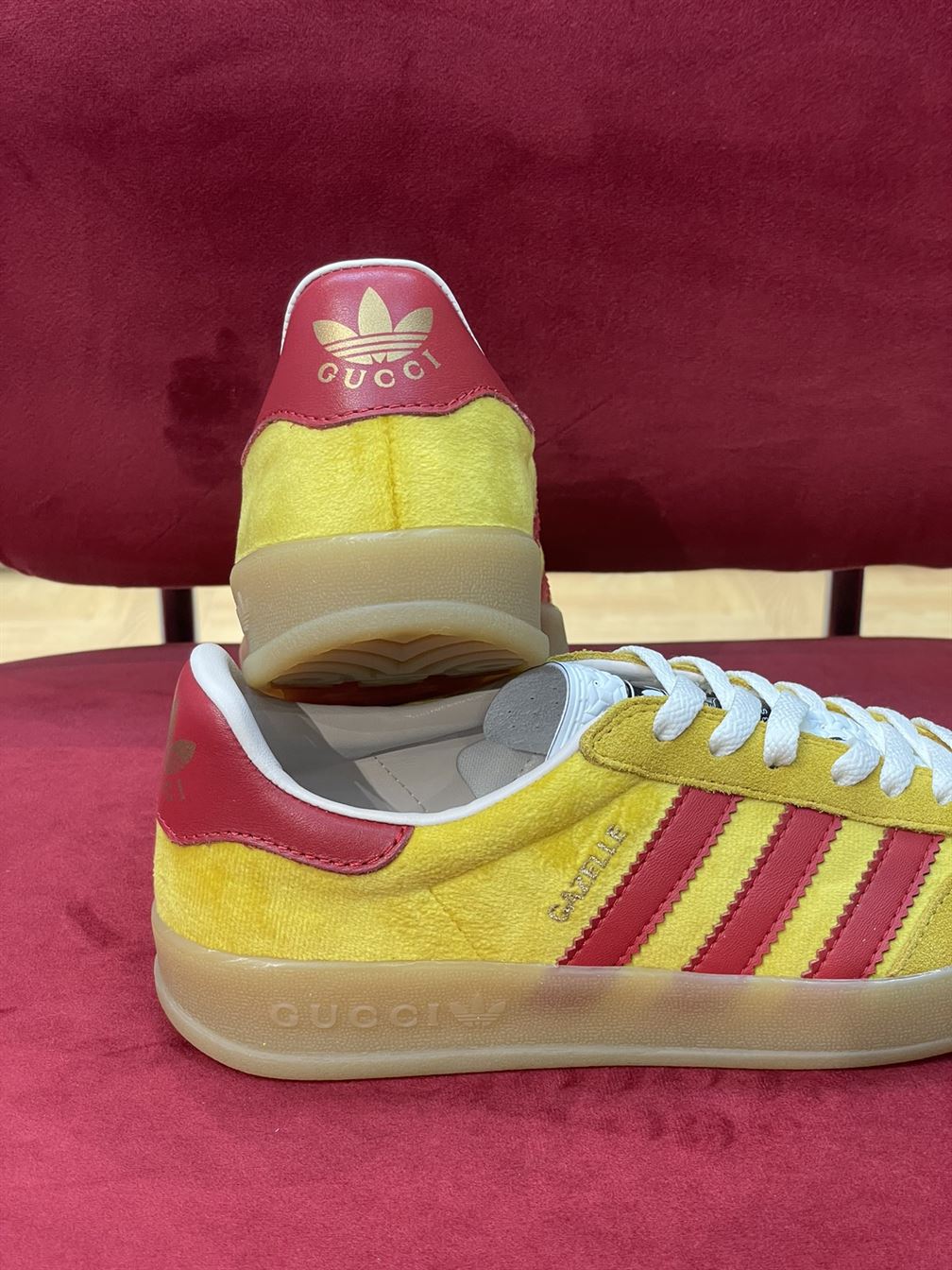 GUCCI X ADIDAS MENS GAZELLE SNEAKER   GCC023