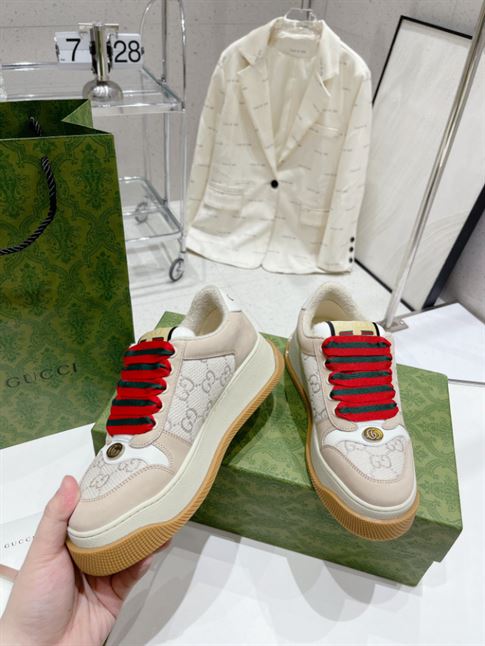 GUCCI SCREENER SNEAKERS IN GG LUREX AND NABUK   GCC123