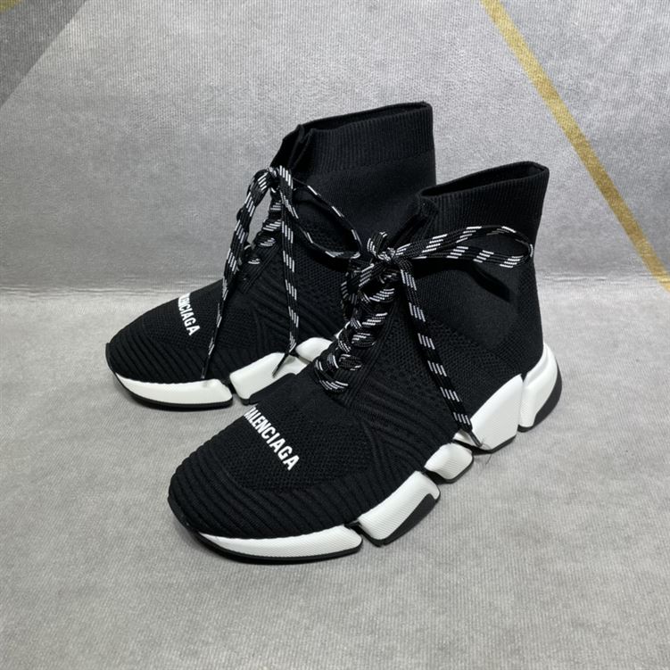 BALENCIAGA MEN S SPEED 2.0 LACE-UP RECYCLED KNIT SNEAKER IN BLACK/WHITE   BLA033