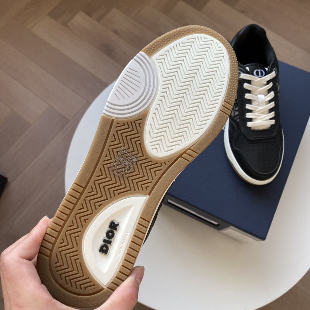 DIOR B27 LOW-TOP SNEAKER   DO008