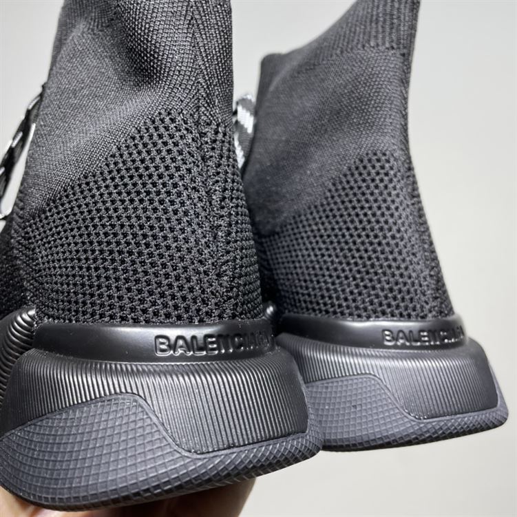 BALENCIAGA MEN S SPEED 2.0 LACE-UP RECYCLED KNIT SNEAKER IN BLACK   BLA031