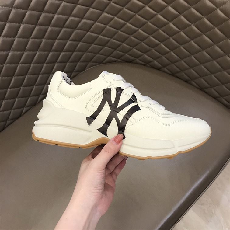 GUCCI LEATHER NY YANKEES SNEAKERS   GCC014