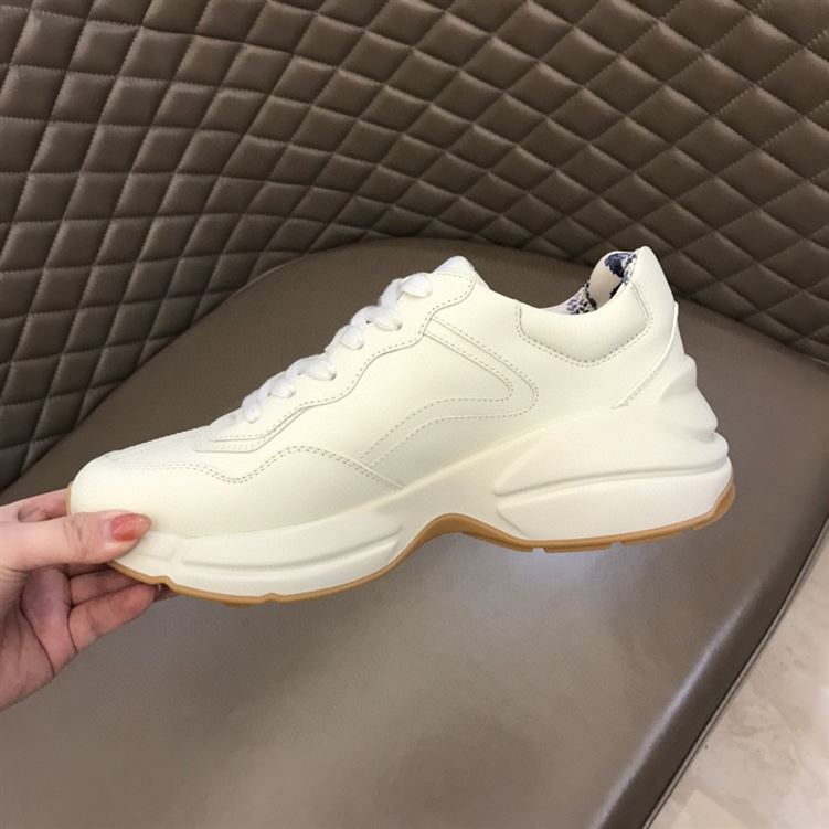 GUCCI LEATHER NY YANKEES SNEAKERS   GCC014