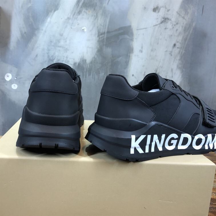 BURBERRY BLACK KINGDOM PRINT SNEAKERS   BBR030