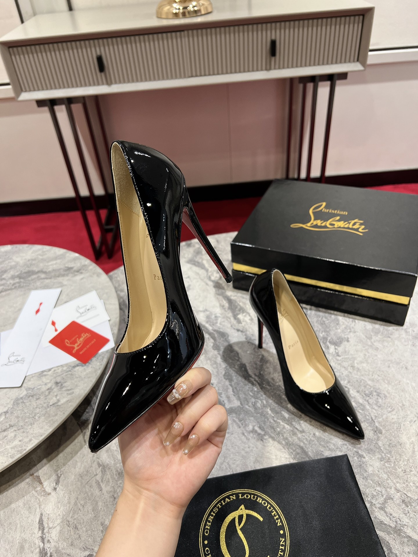 Louboutin So Kate120 mm Pumps - Patent calf leather - Black - Women