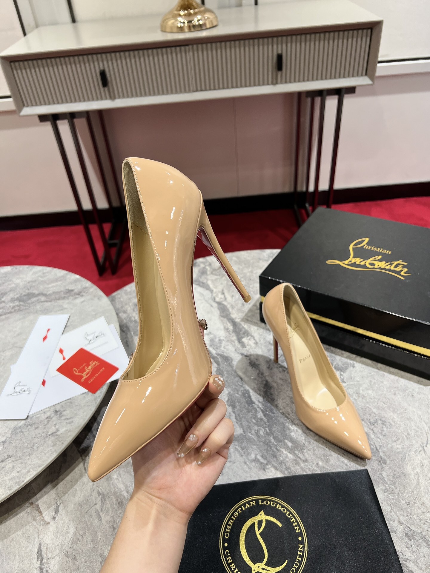 Louboutin So Kate120 mm Pumps - Patent calf leather - Black - Women