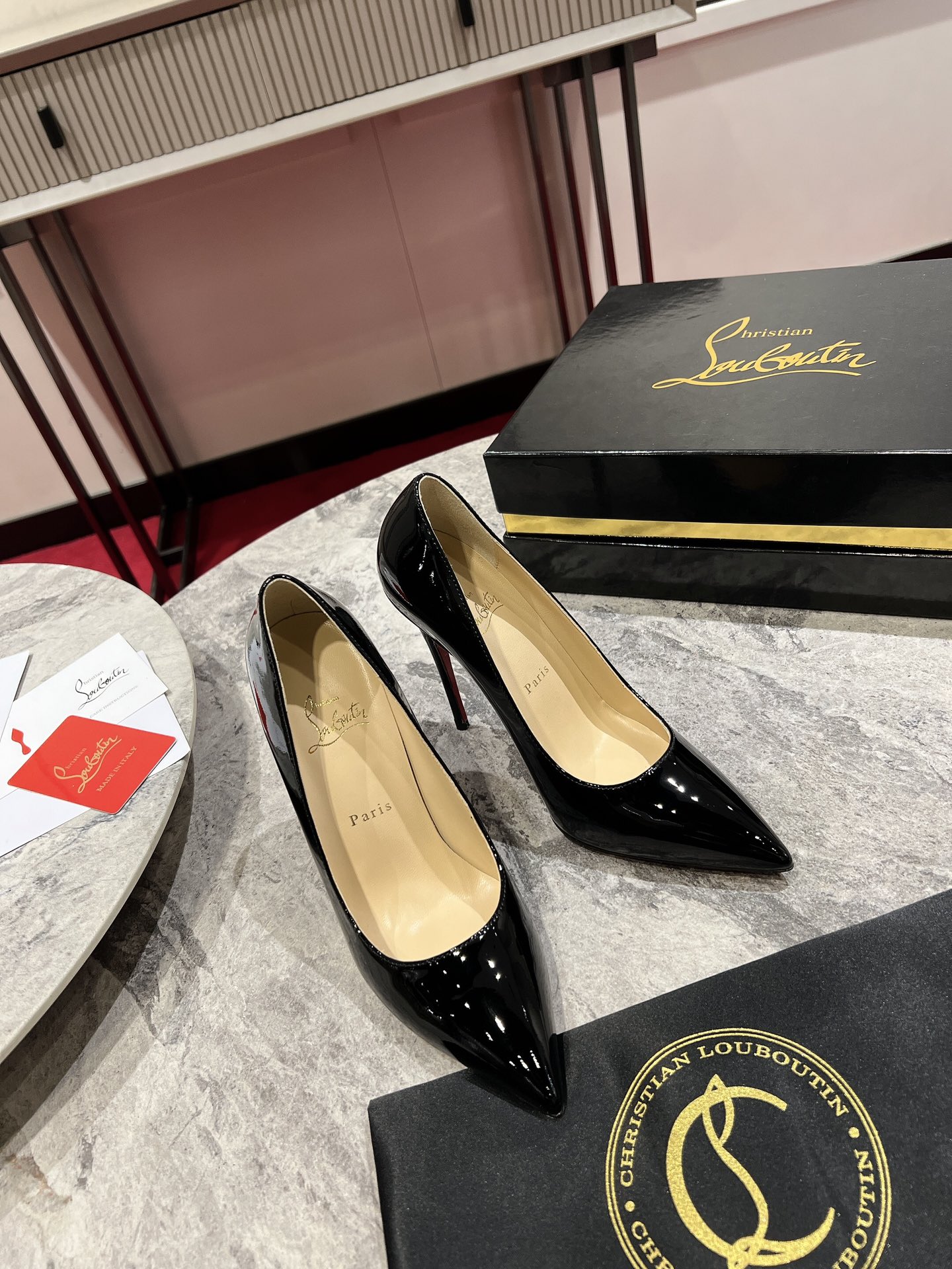 Louboutin So Kate120 mm Pumps - Patent calf leather - Black - Women