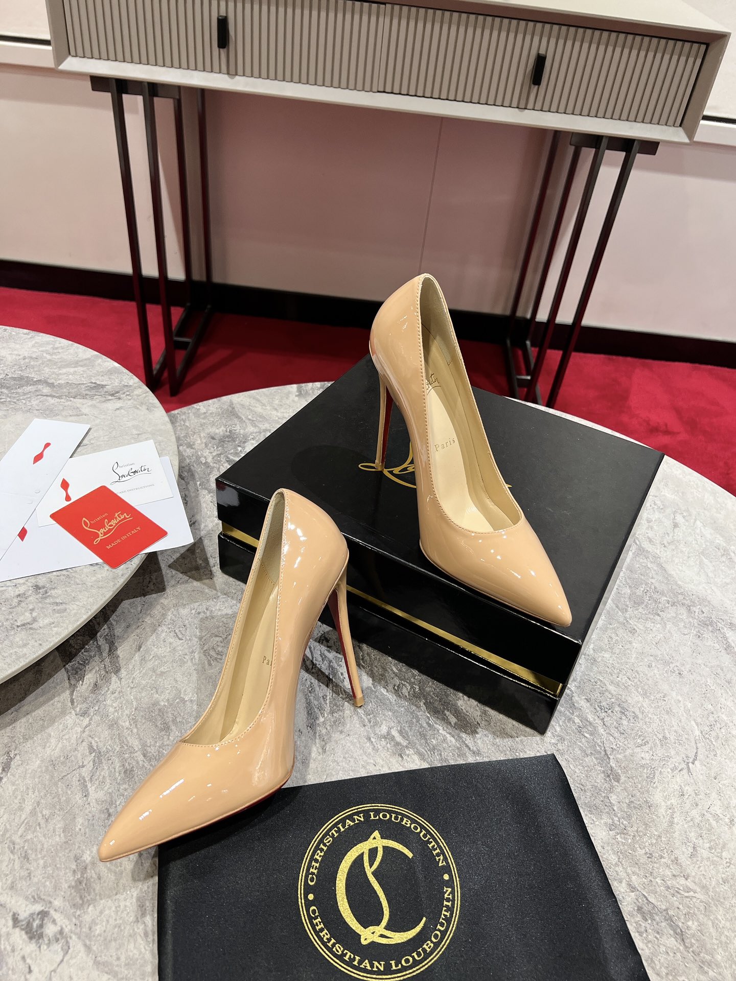 Louboutin So Kate120 mm Pumps - Patent calf leather - Black - Women