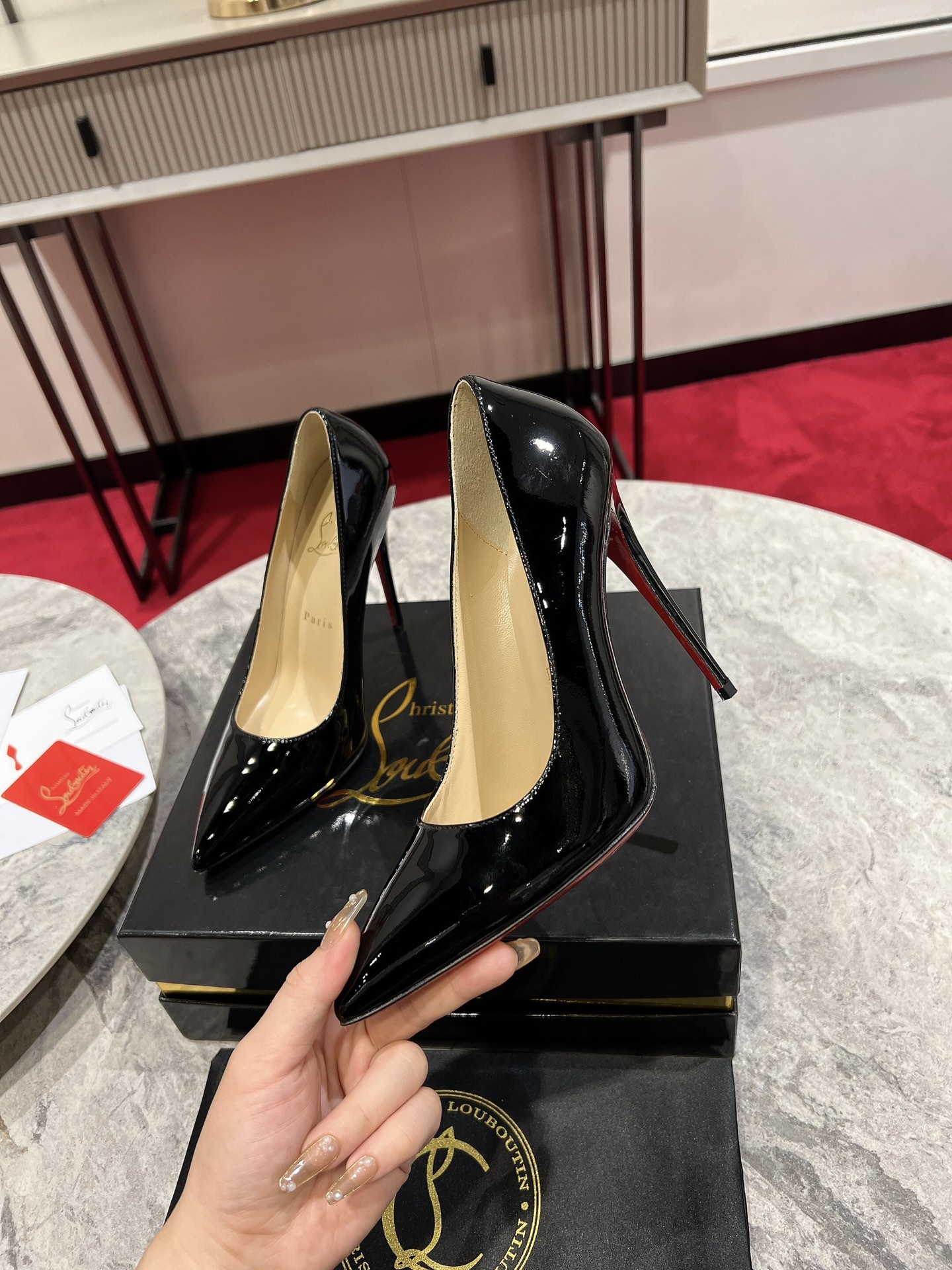 Louboutin So Kate120 mm Pumps - Patent calf leather - Black - Women