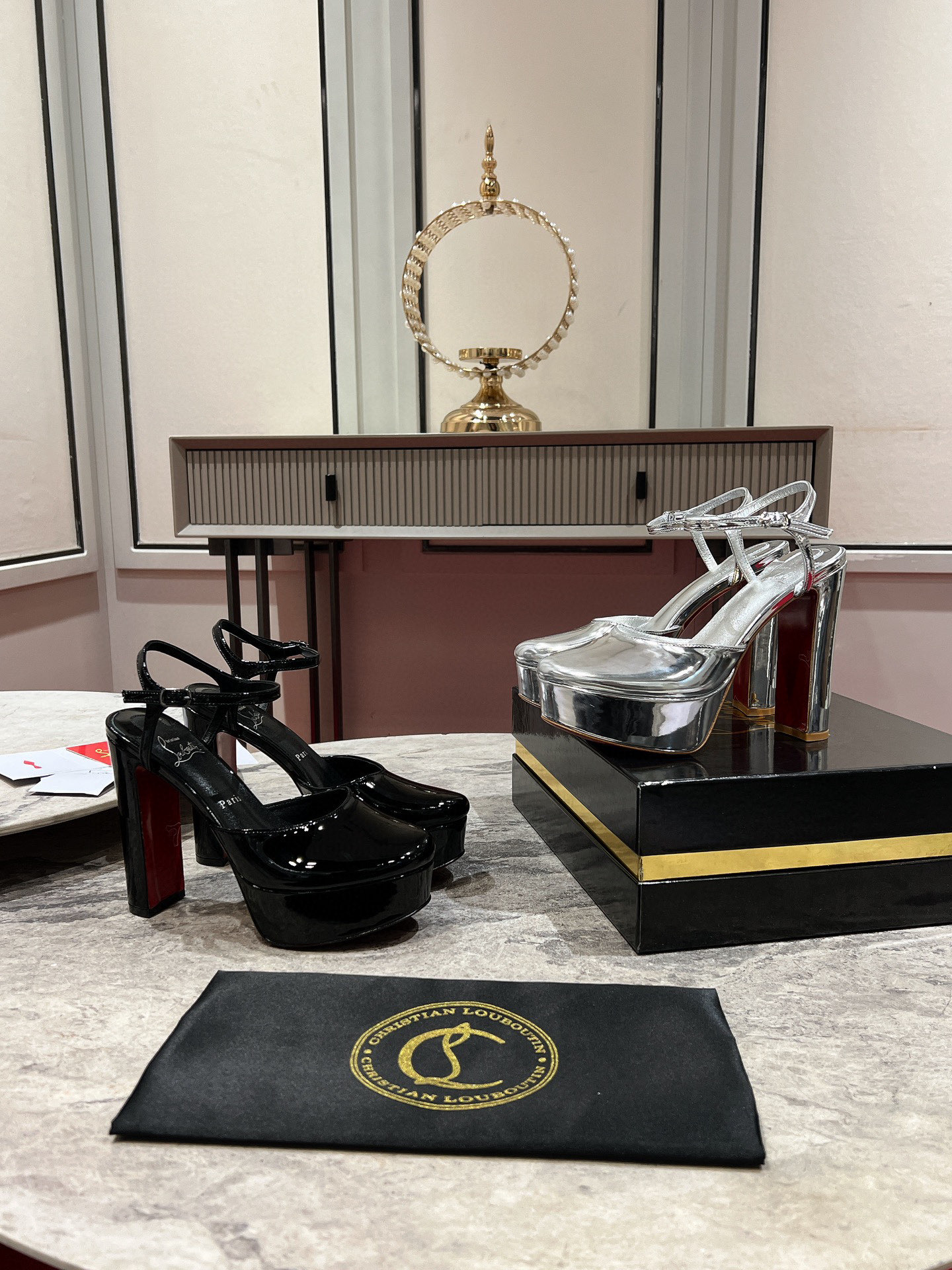 Maison Christian Louboutin's - LOO PUMP - 130 MM PUMPS - PATENT LEATHER - BLACK