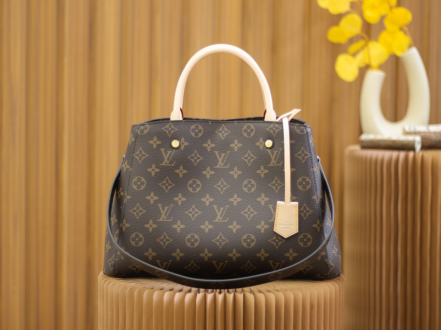 LOUIS VUITTON MONT AIGN BB