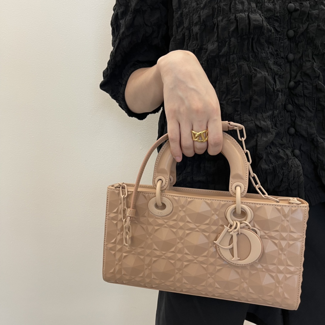 Dior-Joy Lady Diamond Edition Cannage-yellow