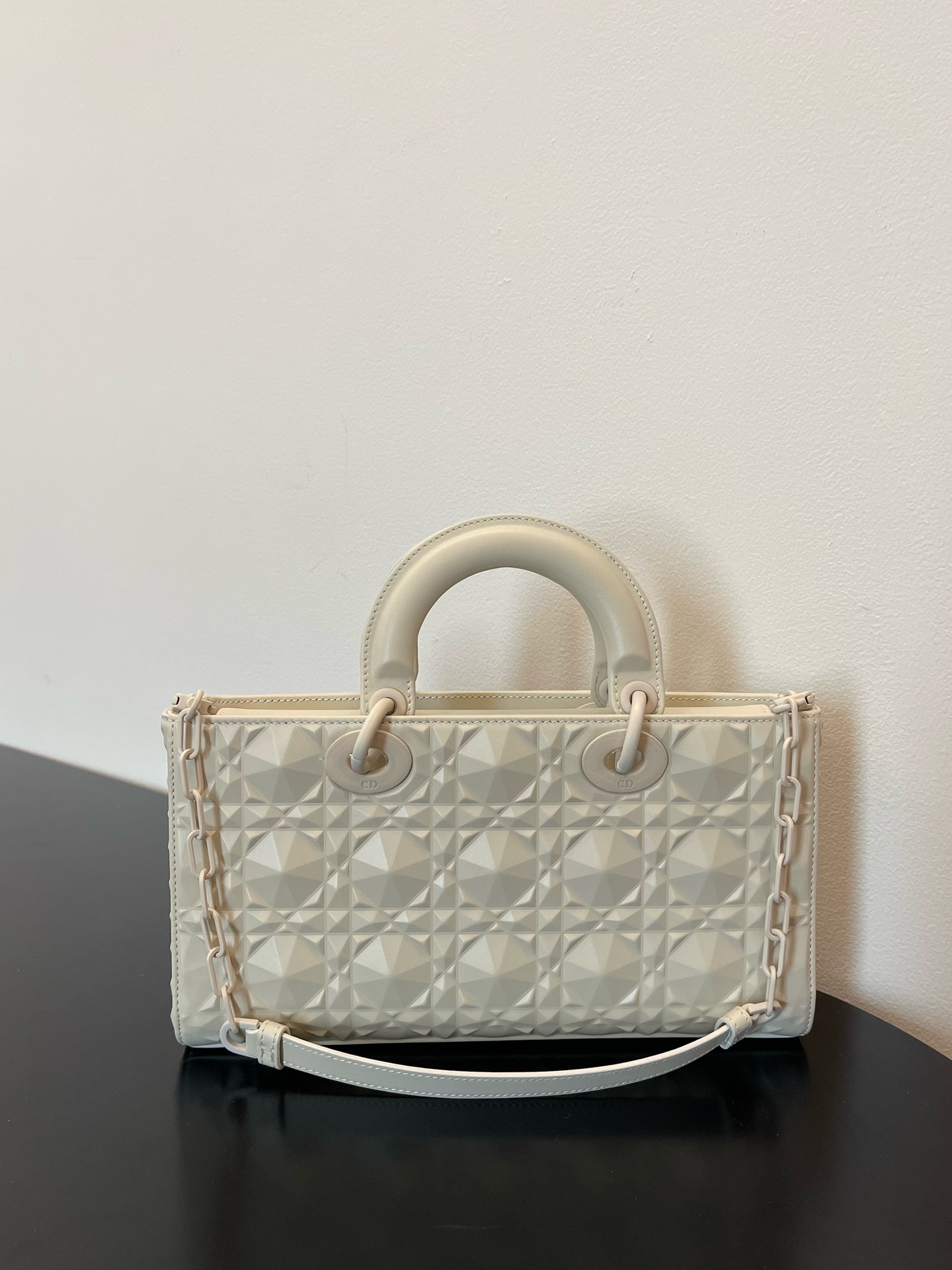 Dior-Joy Lady Diamond Edition Cannage-white