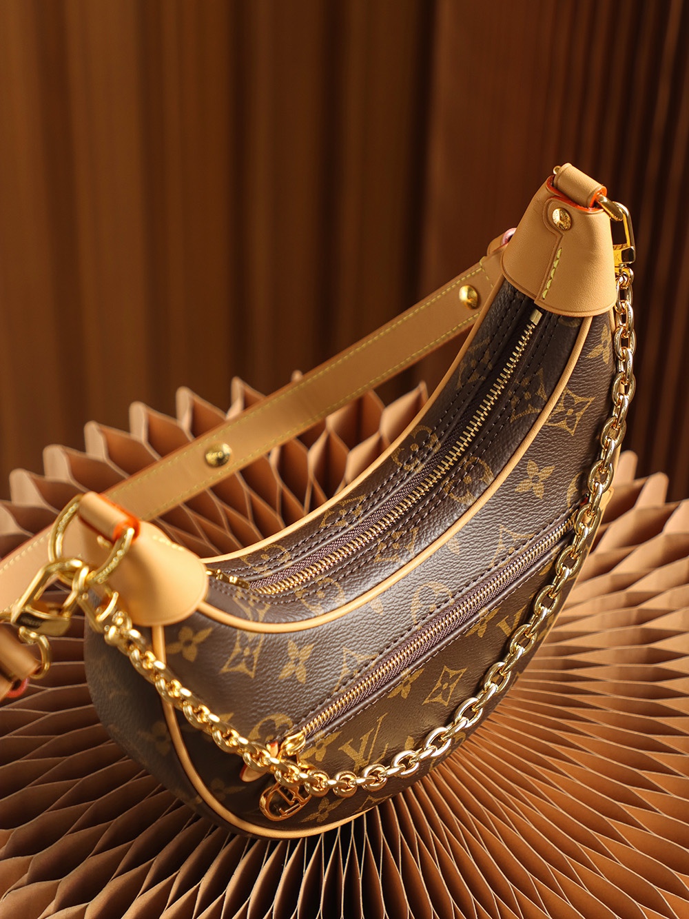 Louis Vuitton LOOP Series