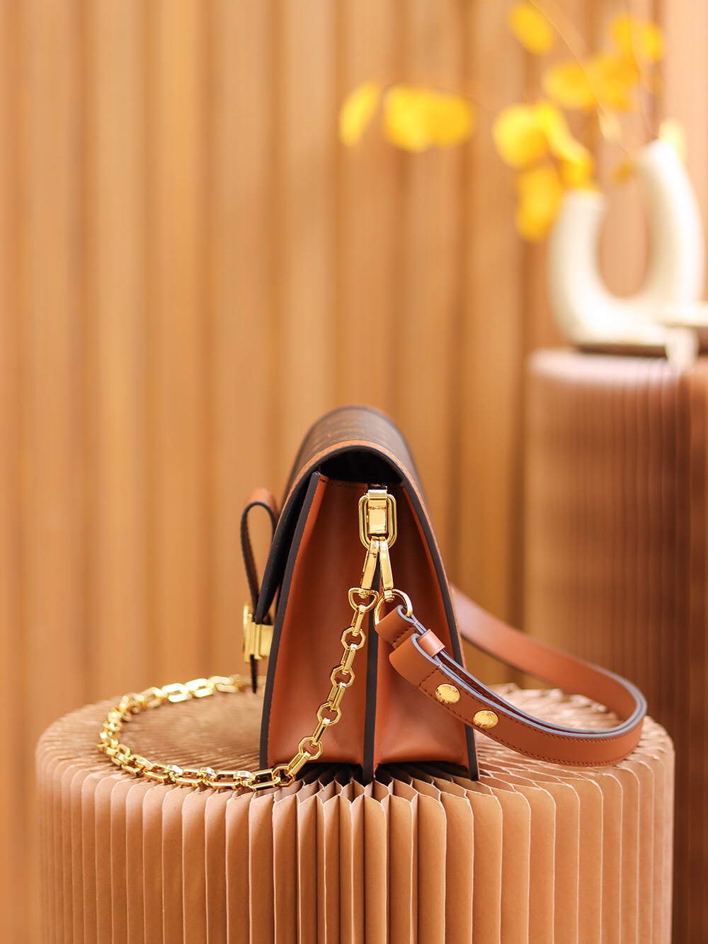 Louis Vuitton Dauphine