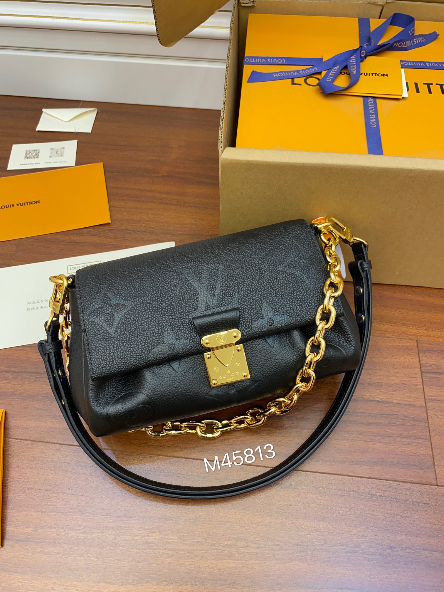 Louis Vuitton Favorite bag
