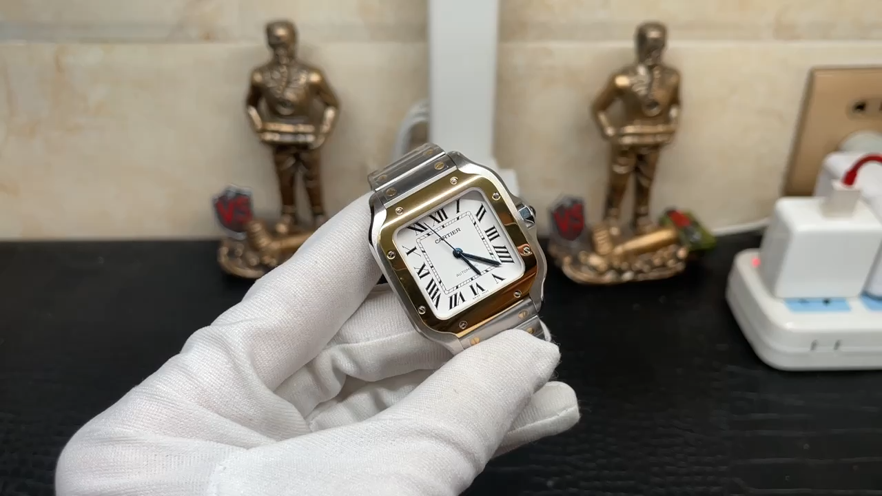 Cartier New Santos Watch – Swiss Craftsmanship with SmartLink and QuickSwitch Innovations