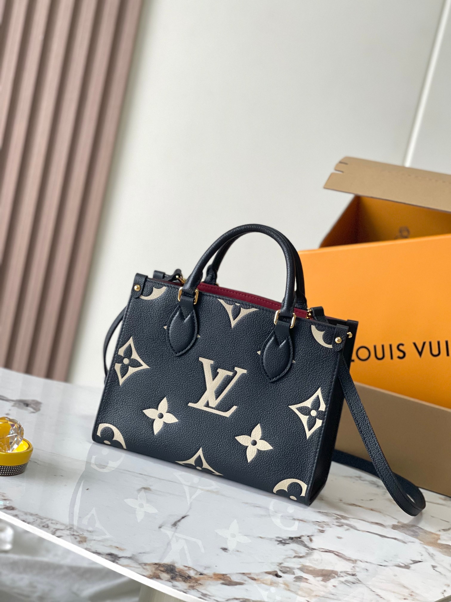 Louis Vuitton ONTHEGO Small Handbag
