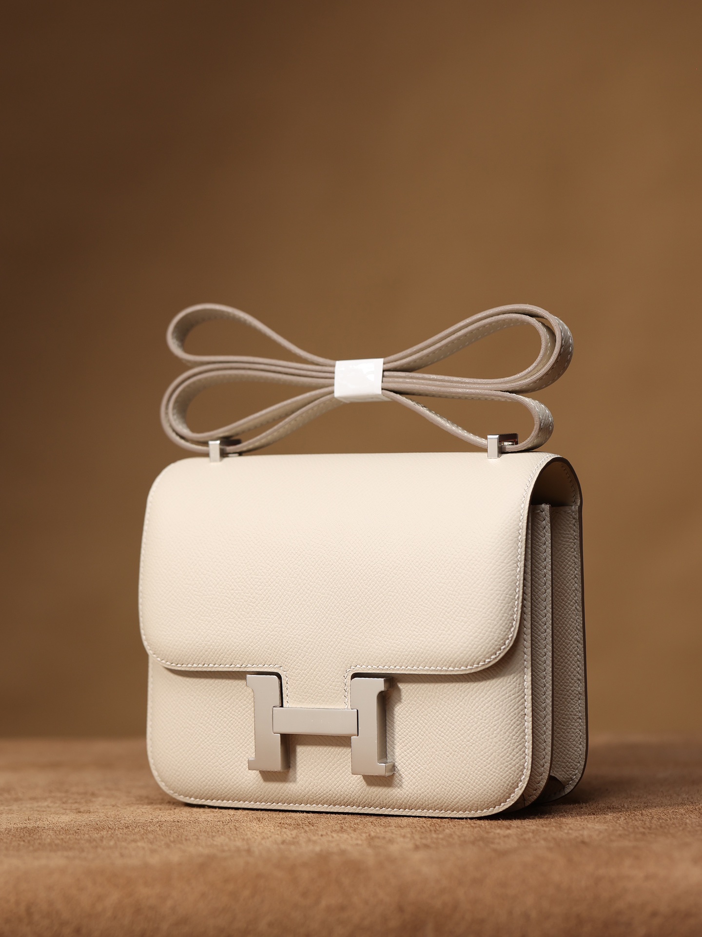 Hermès Constance 19 Milkshake White with Silver Hardware