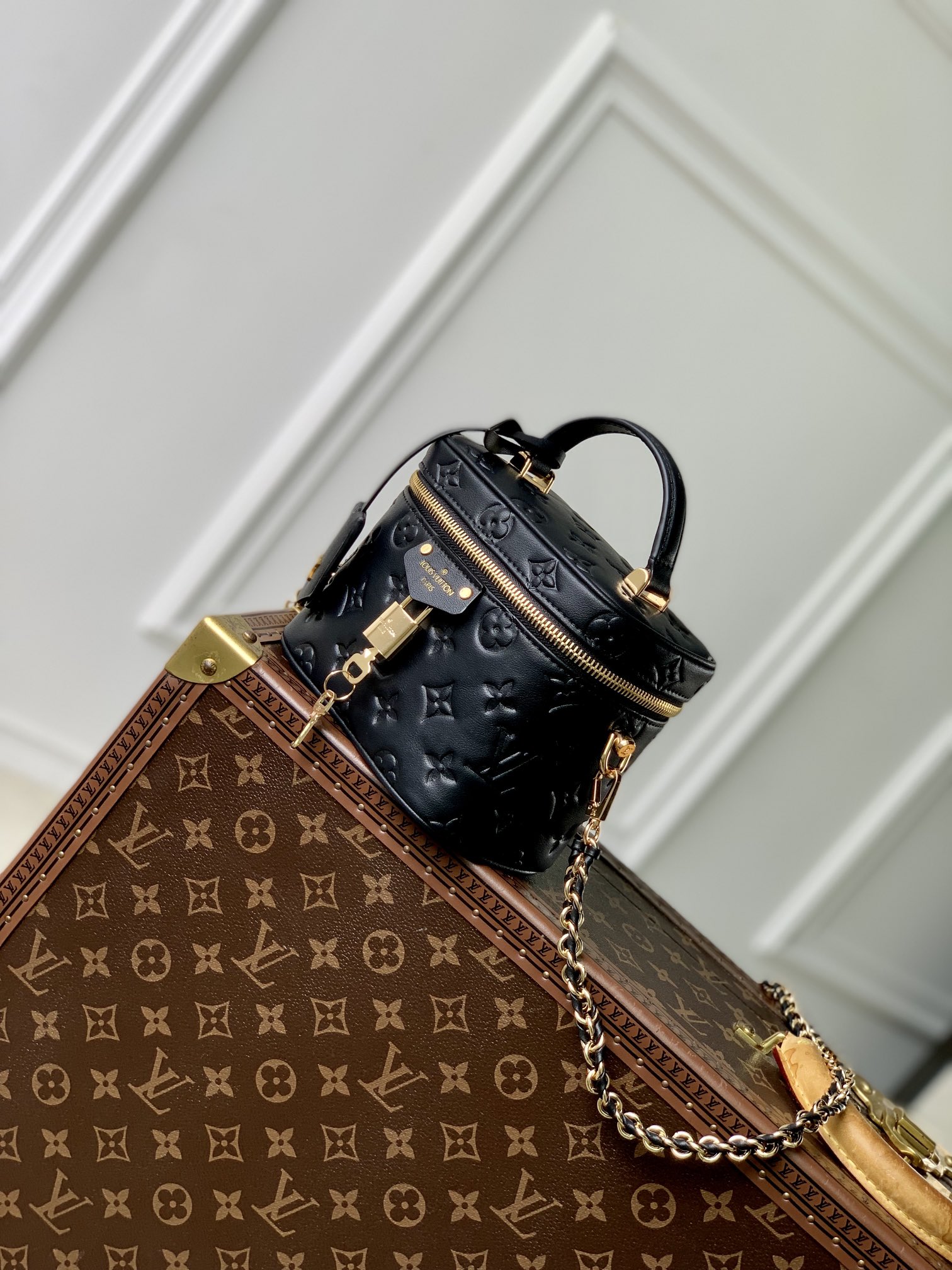 Louis Vuitton Vanity Mini Handbag-BLACK
