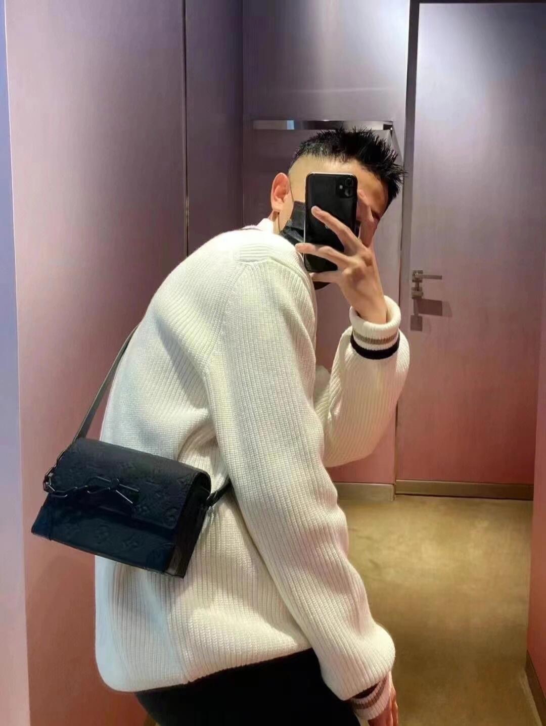 Louis Vuitton STEAMER Mini Handbag in Black Leather