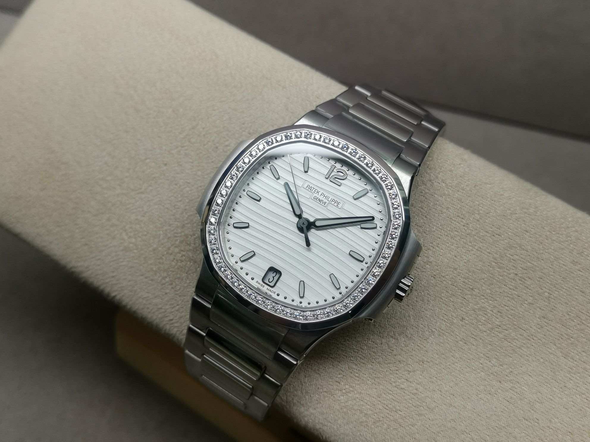 Patek Philippe - Nautilus