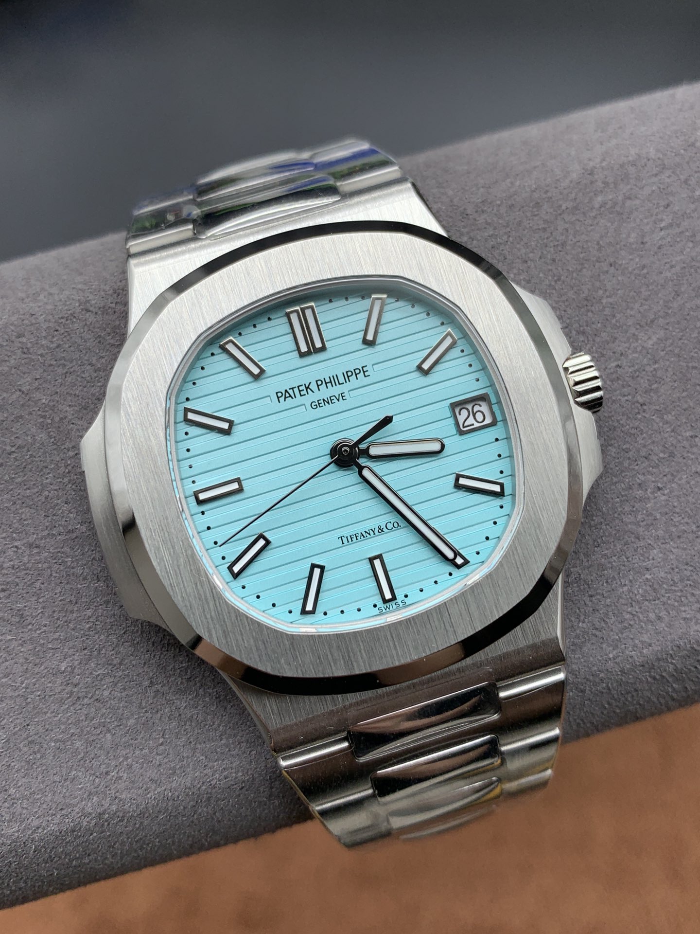 Patek Philippe - Nautilus