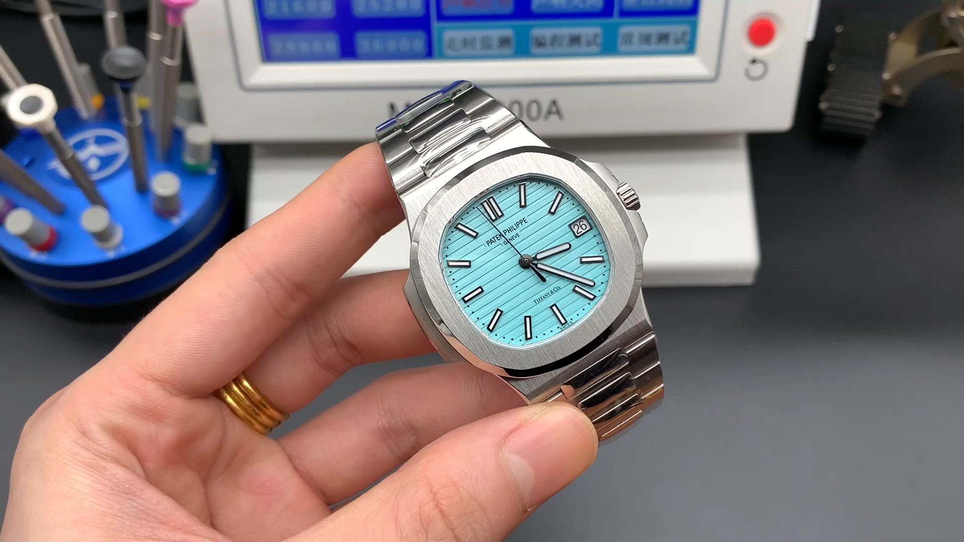 Patek Philippe - Nautilus