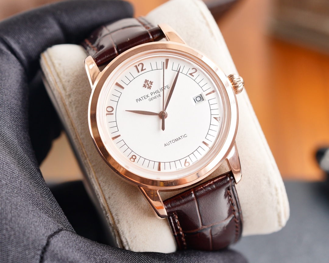 Patek Philippe Ultra-Thin Dome Design – Perfect Elegance & Precision