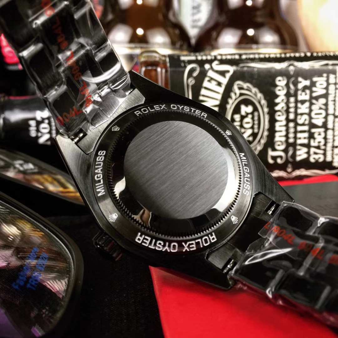 ROLEX Carbon Fiber Super Luminous Milgauss Series – Diw Team Custom Edition