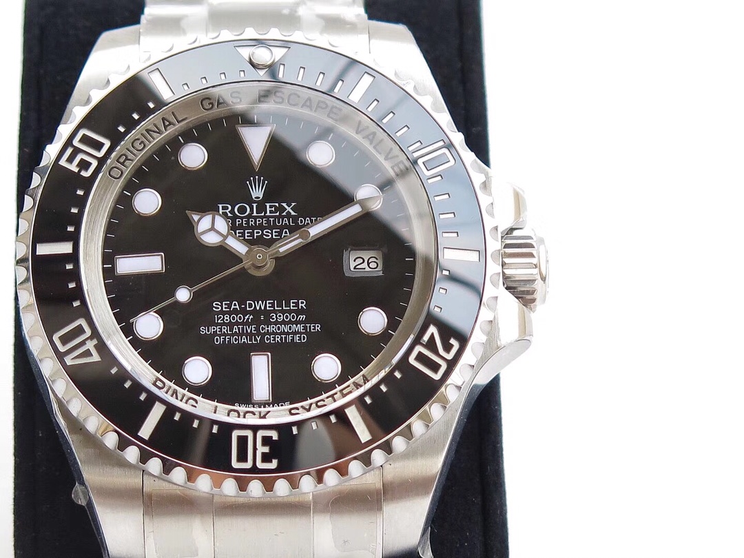 Rolex D-black Sea-Dweller 44mm