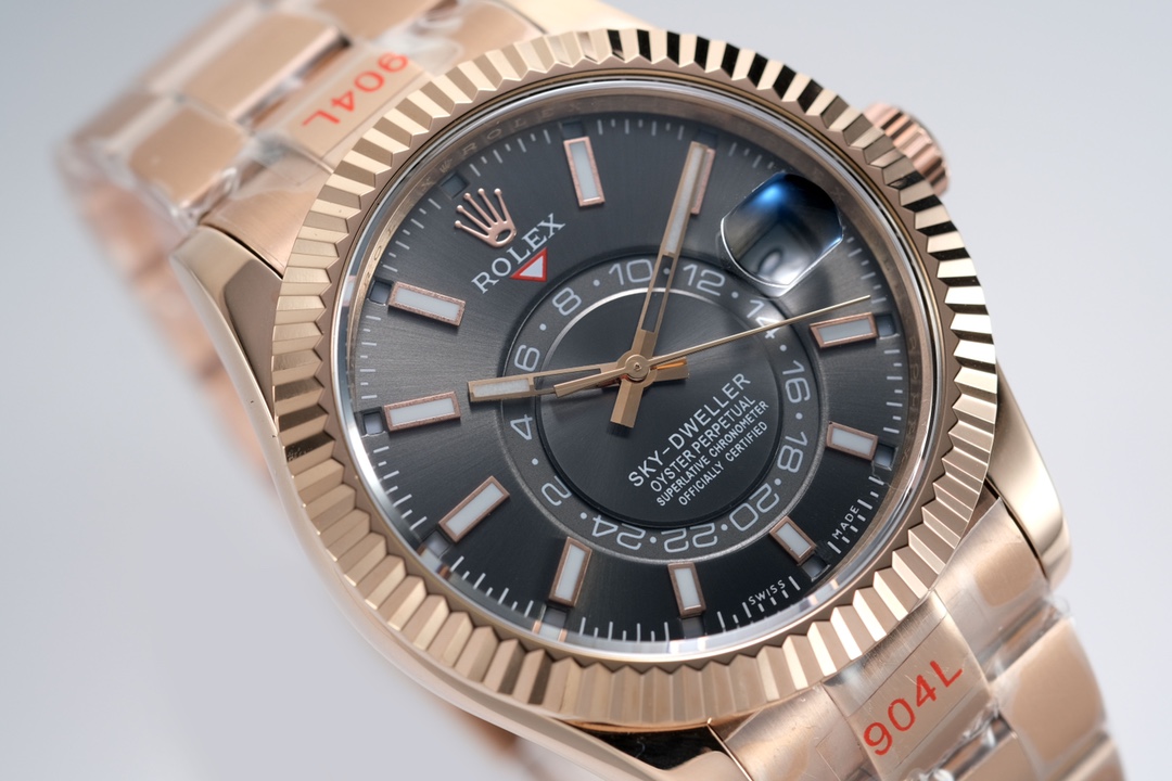 Rolex Sky-Dweller-42MM