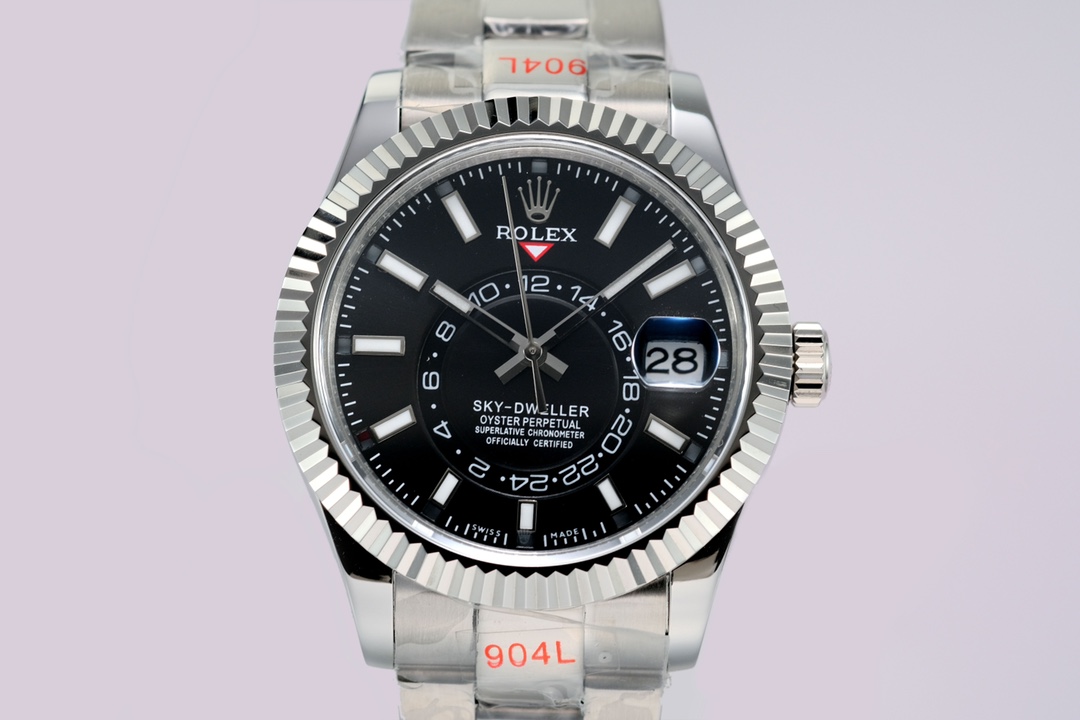 Rolex Sky-Dweller-42MM