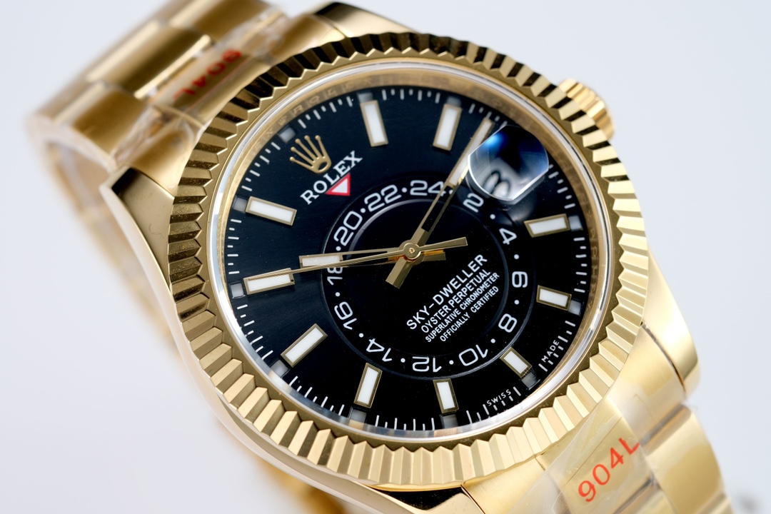 Rolex Sky-Dweller-42MM