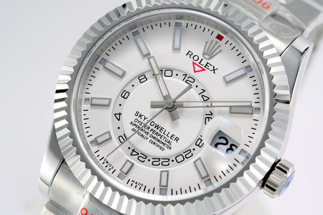 Rolex Sky-Dweller-42MM