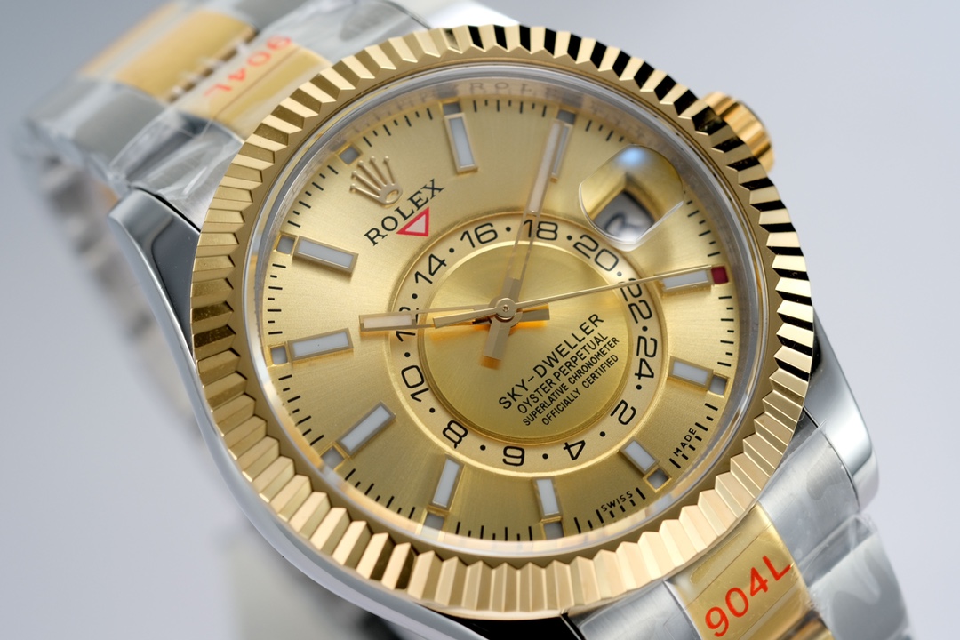 Rolex Sky-Dweller-42MM