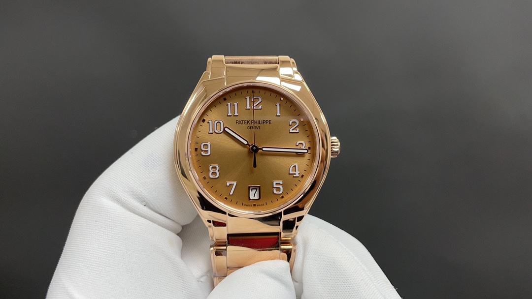 Patek Philippe TWENTY~4 Series 7300 – Exquisite Luxury with 160 Diamonds