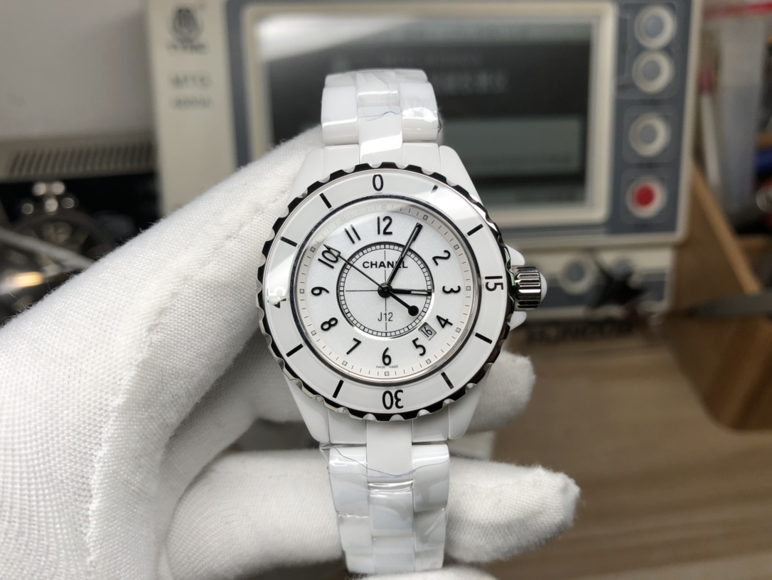 Chanel J12 Black & White Edition