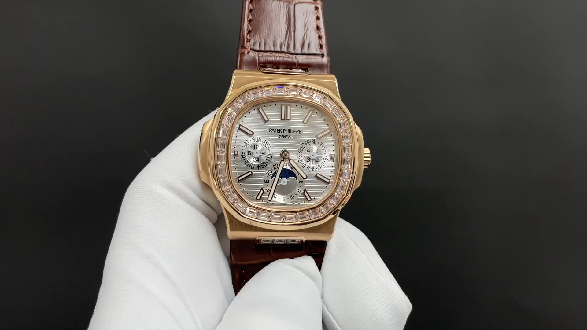 Patek Philippe 5740/1G-001 Super Complicated Nautilus