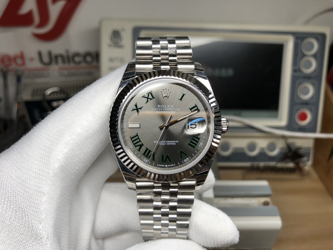 Rolex Datejust (Green Lattice, Gray Dial)