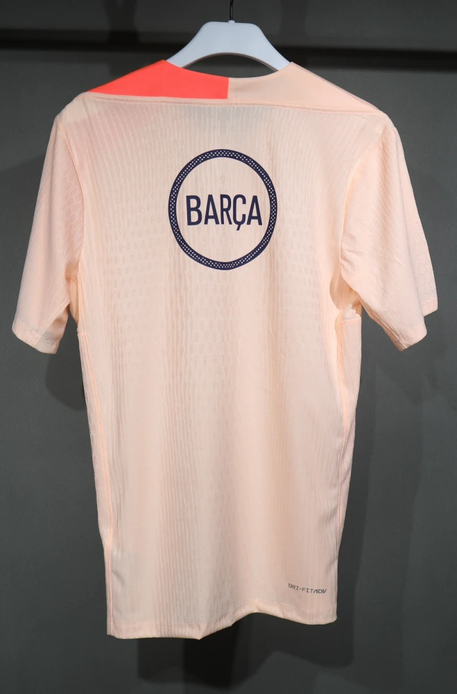 Barcelona Authentic Soccer Jersey Pink Training Shirt 2025/26