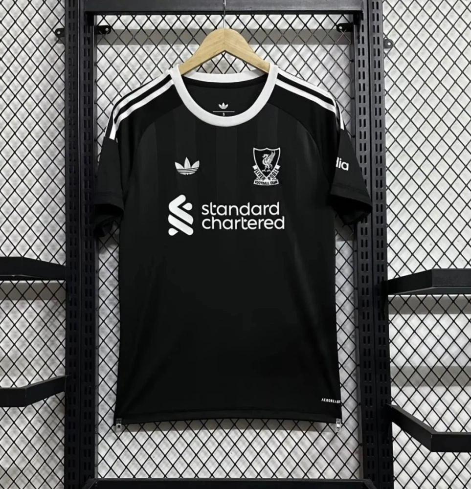 Liverpool Football Jersey Goalkeeper Custom Shirt 2025/26
