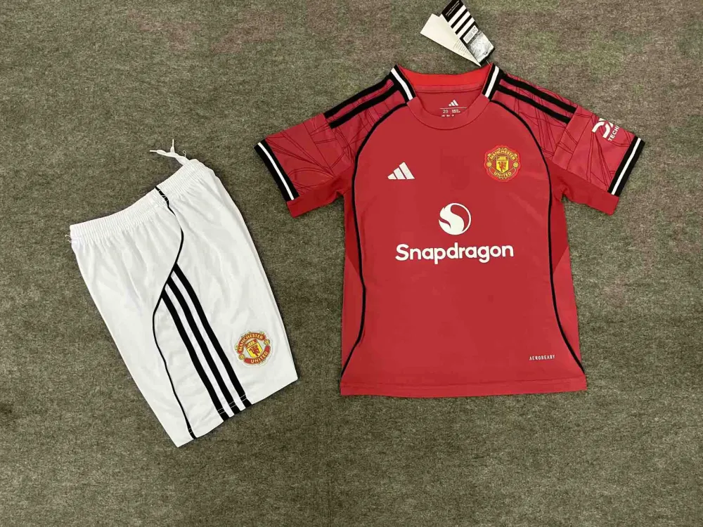 Manchester United Home Kids Kit Jersey+Shorts 2025/26