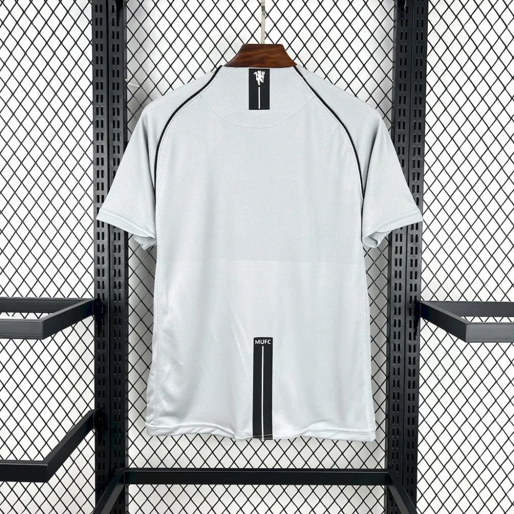 Manchester United Retro Goalkeeper Football Jersey Shirt 2007/08