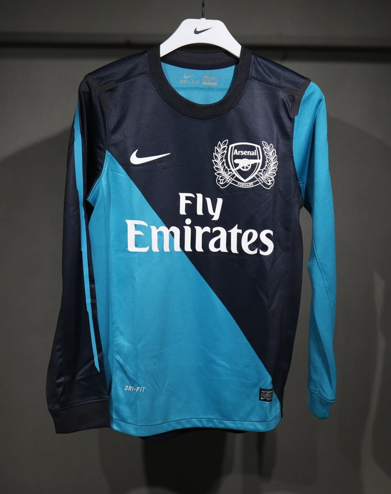 Arsenal Authentic Soccer Retro Jersey Away Long Sleeve Shirt 2011-12