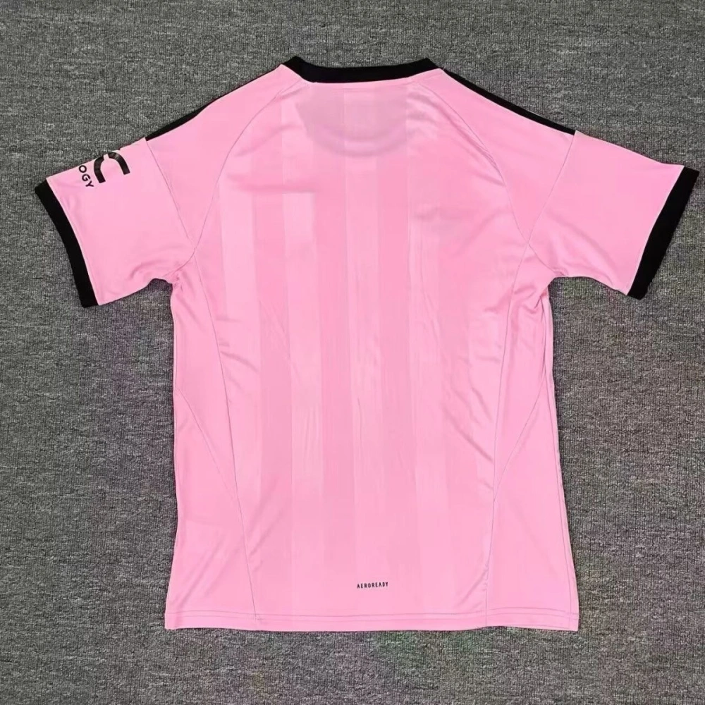 Manchester United Football Jersey Goalkeeper Pink Custom Shirt 2025/26