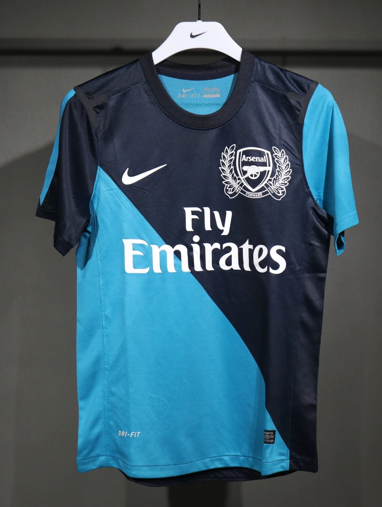 Arsenal Authentic Soccer Retro Jersey Away Shirt 2011-12